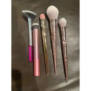Makeup Brushe Real Techniques Wet N Wild